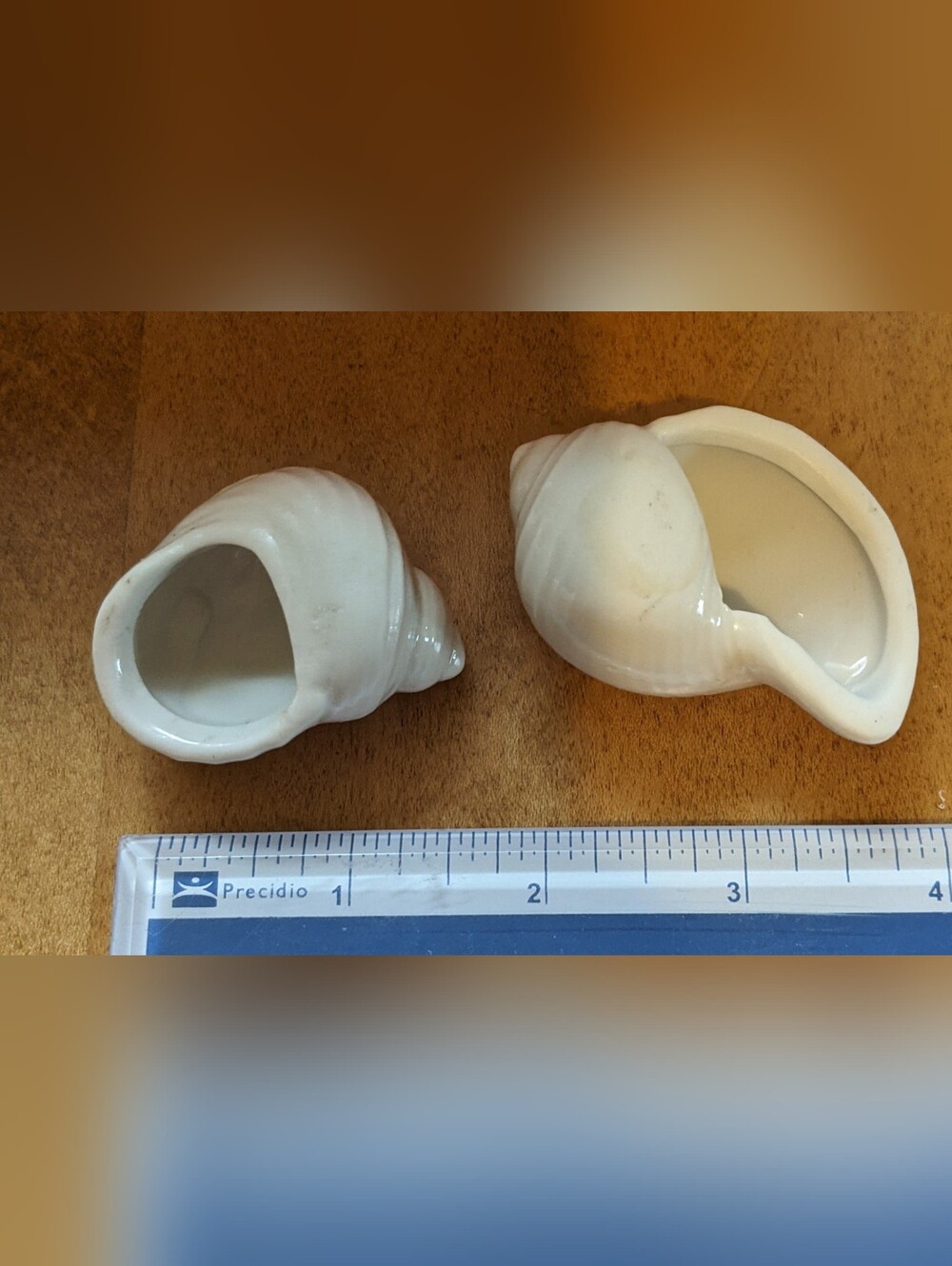 Ceramic Seashell Trinkets 🐚 - Picture 2 of 2